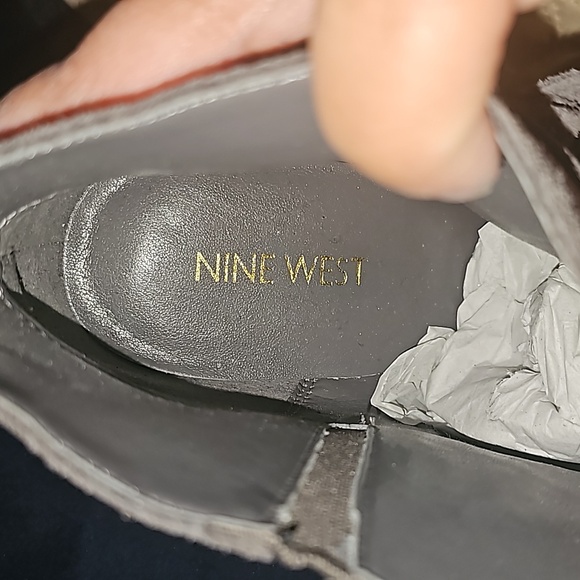 Heather gray suede booties never worn NWOT - Picture 4 of 8